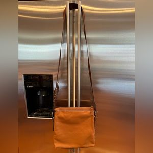 Tumi Mission Bartlett Leather Crossbody Bag Brown Purse